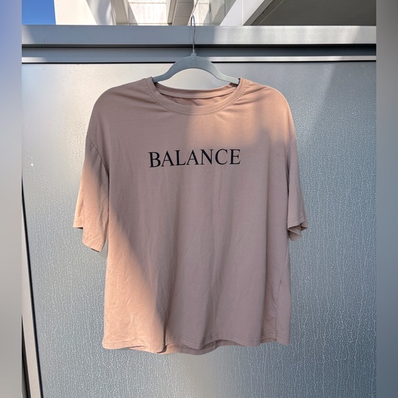 Dazy | Balance Tee - Picture 4 of 6